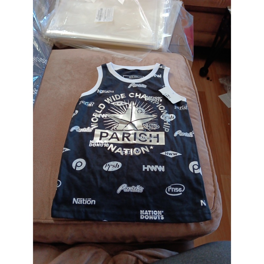 PARISH NATION SIZE 3T, NWT TOP